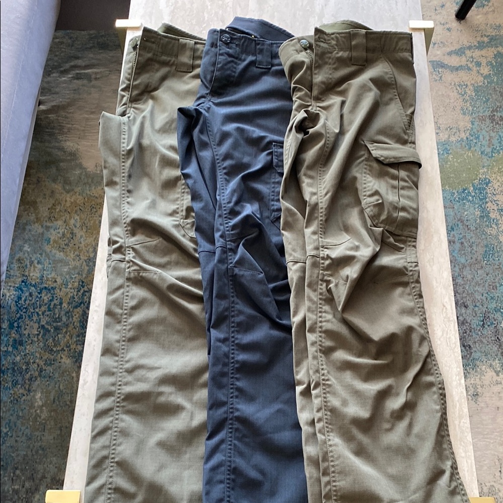 Under armour Storm Cargo Pants loose fit  - Olive and Navy… $65 for all, 25 per